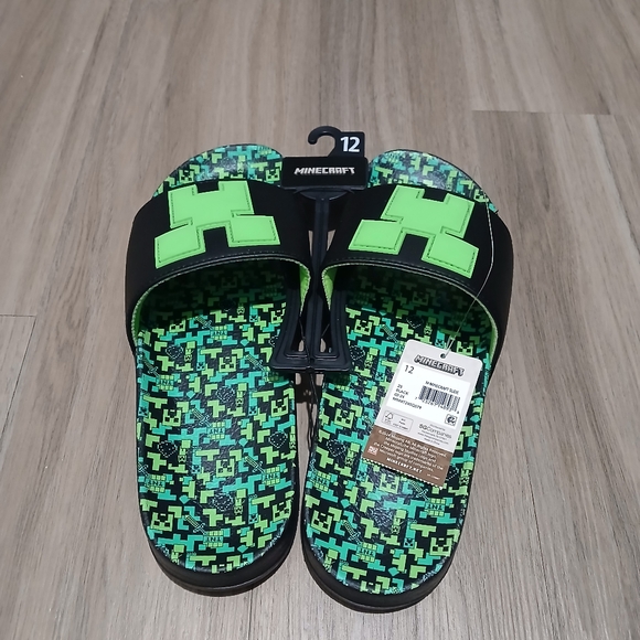 Minecraft slipper - Picture 3 of 3